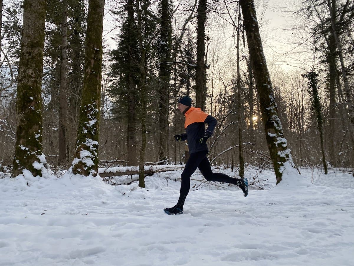 Testbericht - Scarpa Ribelle Run Kalibra G: Alpiner Laufschuh mit Boa-Verschlussystem und Polartec Windbloc Gamasche