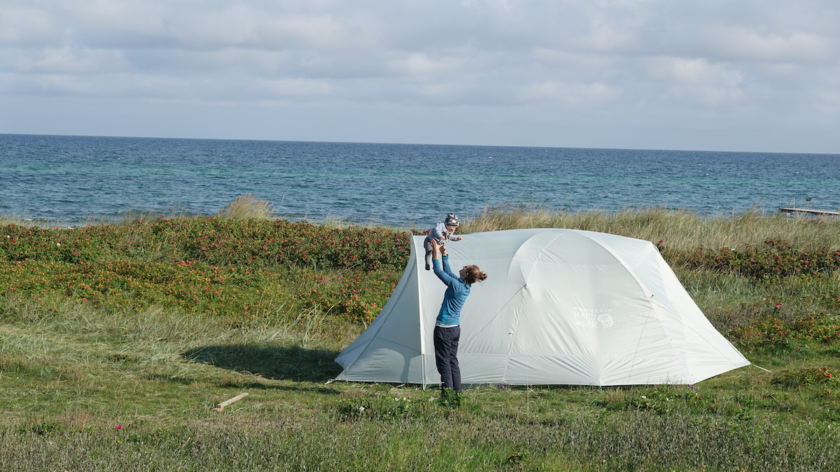 Testbericht – Mountain Hardwear Bridger: Geräumiges Zelt für den Camping-Einsatz in 3 Jahreszeiten