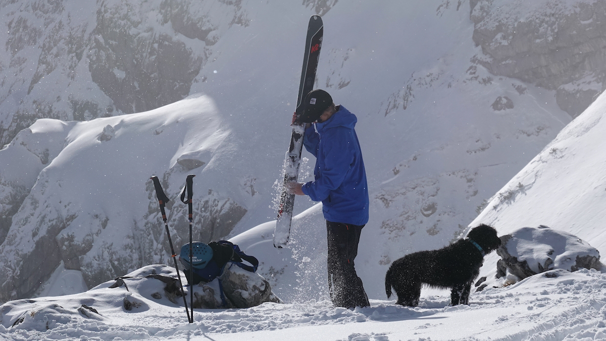 Testbericht – Helly Hansen Verglas Backcountry Ski Shell Jacket: Bequem und wasserdicht - leistungsstarke Skitourenjacke ohne PFC
