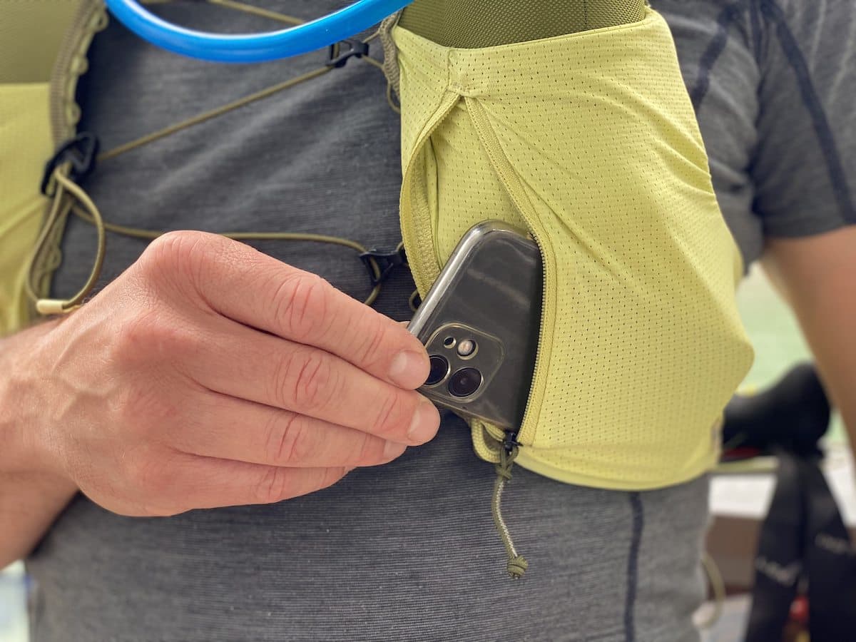 Testbericht - deuter Traick 5: Superleichte und komfortable Trailweste made in Germany