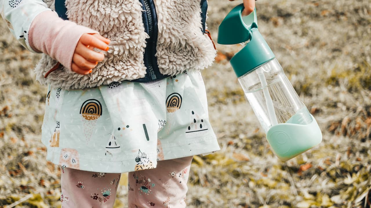 Testbericht - B.BOX Tritan-Flasche: Extrem langlebige Trinkflasche mit Trinkhalm für aktive Outdoorkids