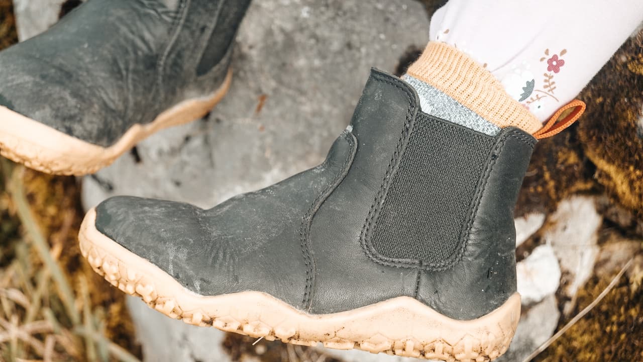 Testbericht - Vivobarefoot Barfußschuhe Kids: Wasserdichte Kinderschuhe für die nasskalte Jahreszeit