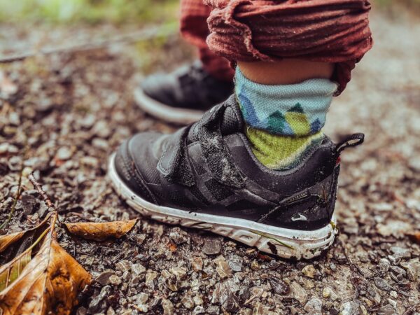 Testbericht - Darn Tough Kids: Kleine Füße, große Touren - Merinosocken für Nachwuchsbergsteiger